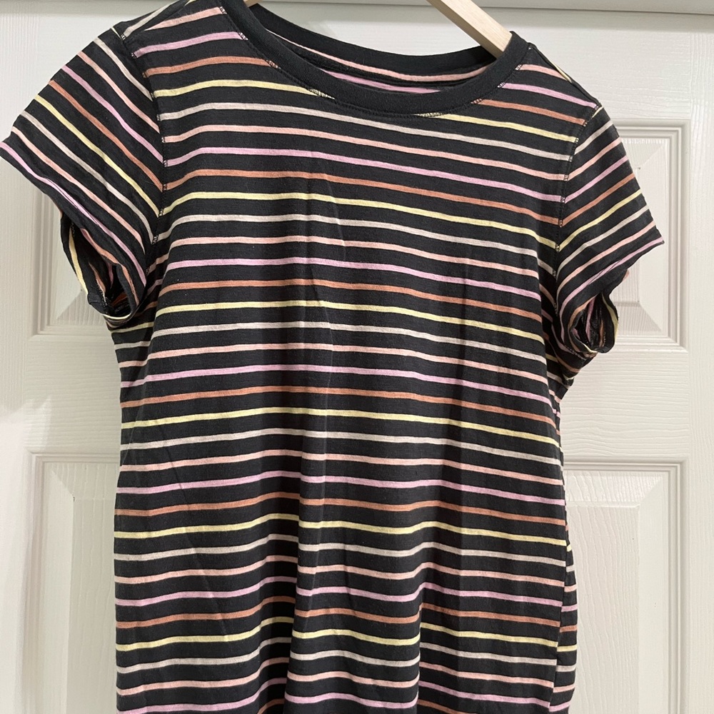 Old  Navy Stripped tee